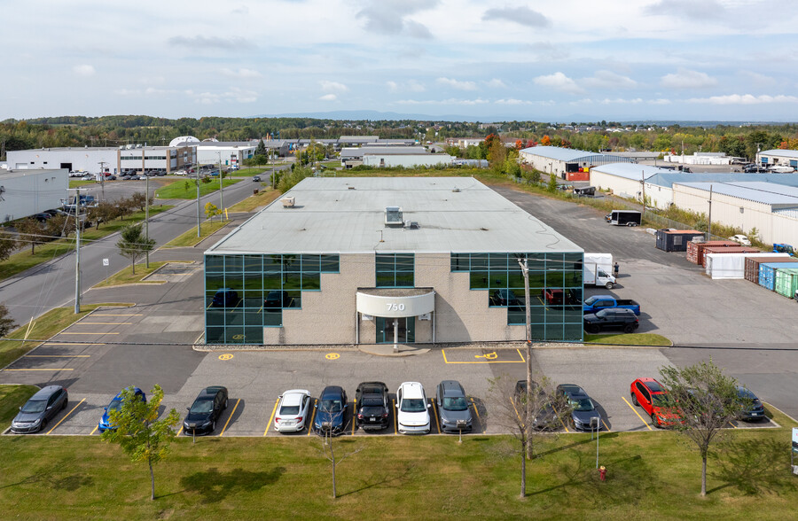 750 Ch Olivier, Lévis, QC for lease - Building Photo - Image 3 of 4