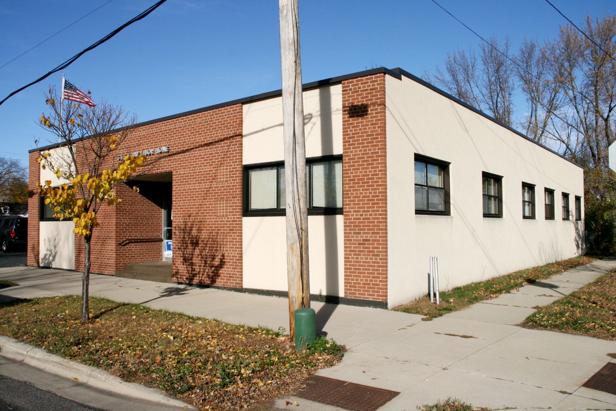 1903 4th St N, Saint Cloud, MN for lease Building Photo- Image 1 of 5