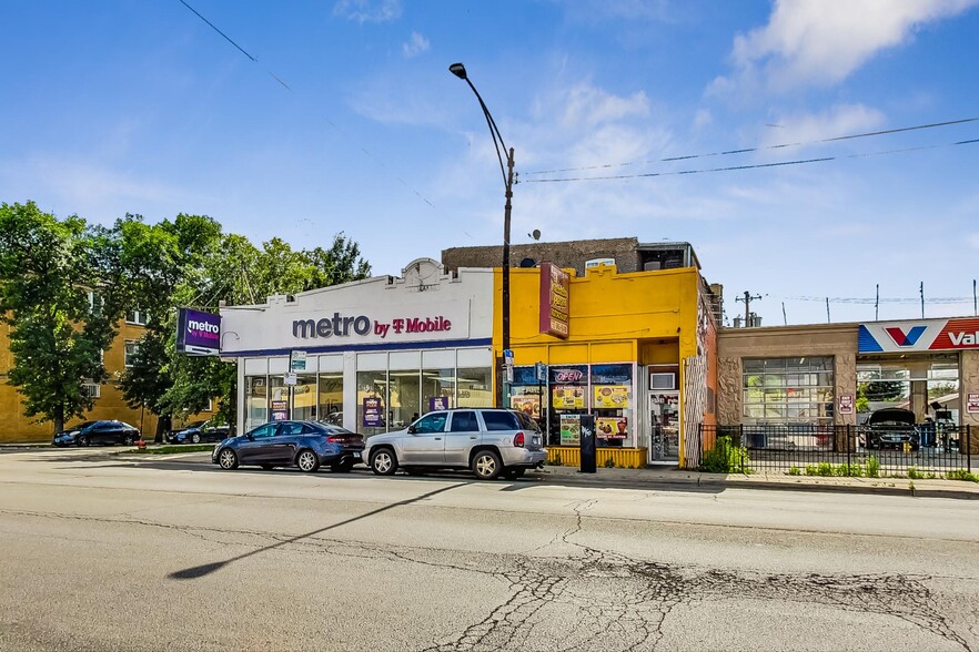 3034-3036 N Pulaski Rd, Chicago, IL for sale - Building Photo - Image 3 of 19