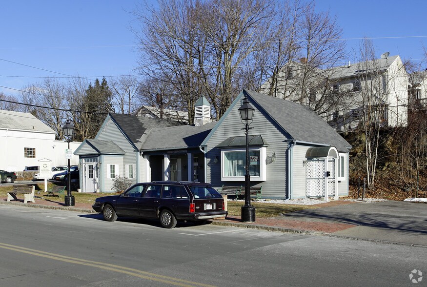 17-19 Hampshire St, Methuen, MA for sale - Primary Photo - Image 1 of 1