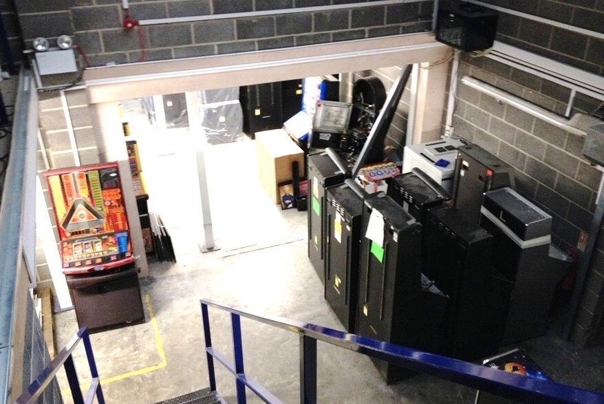 Whittle Clos, Newark for lease - Interior Photo - Image 2 of 3