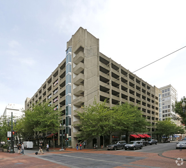 621 SW 3rd Ave, Portland, OR for sale - Primary Photo - Image 1 of 1