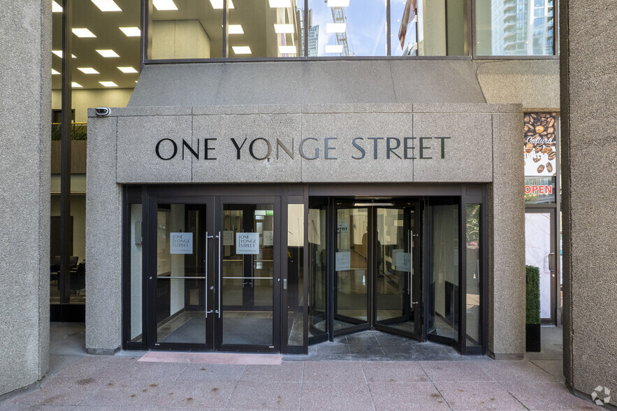 1 Yonge St, Toronto, ON for lease - Building Photo - Image 3 of 6