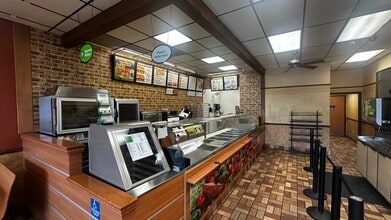 3300-3320 W 84th St, Hialeah, FL for lease Interior Photo- Image 1 of 4