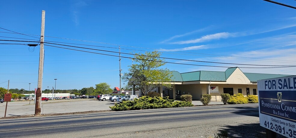 2639 Darlington Rd, Beaver Falls, PA for sale - Building Photo - Image 2 of 7