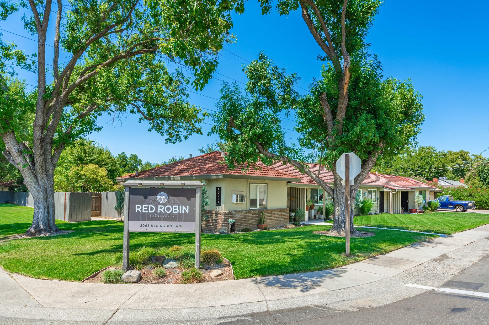 2020-2080 Red Robin Ln, Sacramento, CA for sale Building Photo- Image 1 of 1