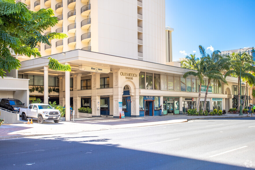 2335 Kalakaua Ave, Honolulu, HI for sale - Building Photo - Image 1 of 1