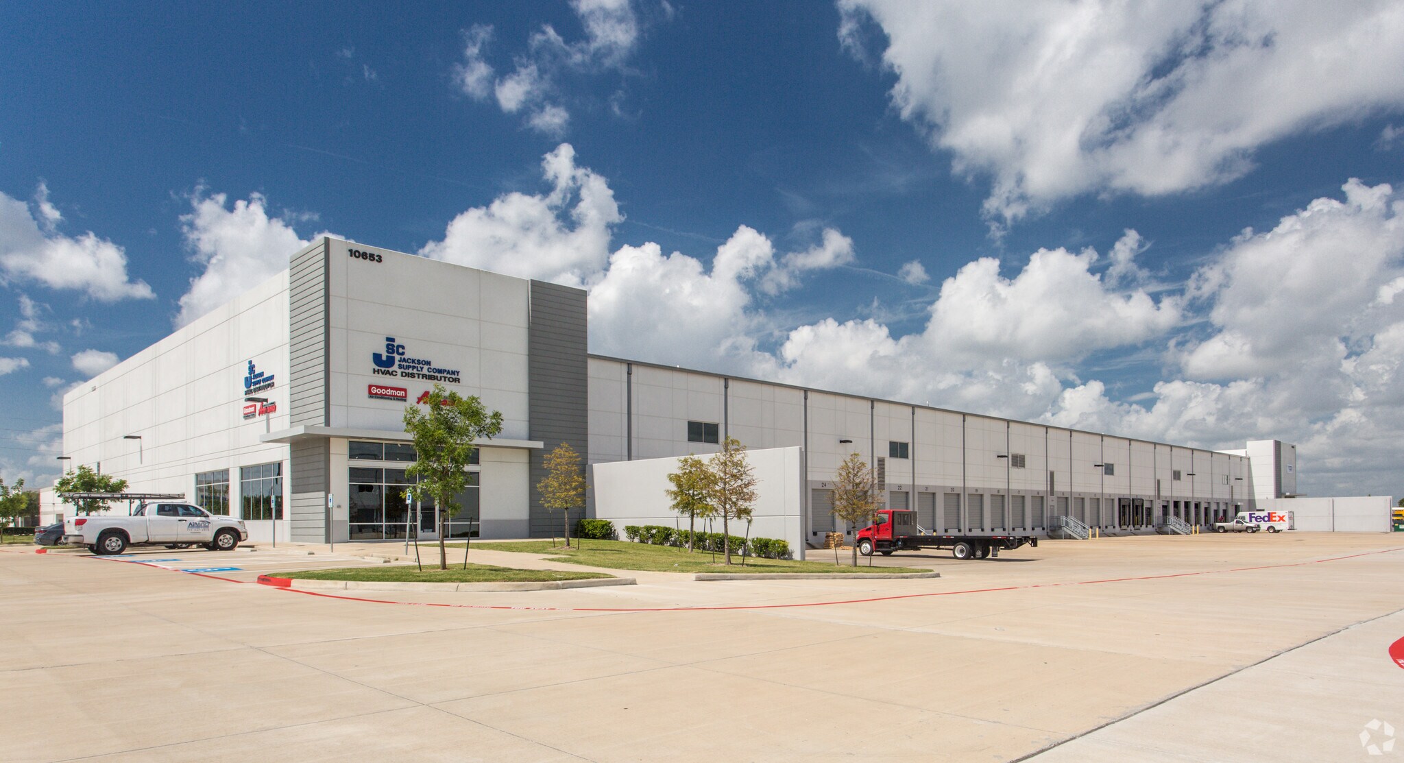 10653 W Airport Blvd, Stafford, TX for sale Primary Photo- Image 1 of 1