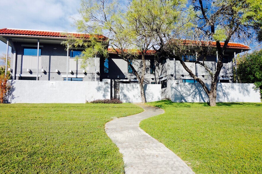 1107 Babcock Rd, San Antonio, TX for sale - Building Photo - Image 1 of 1