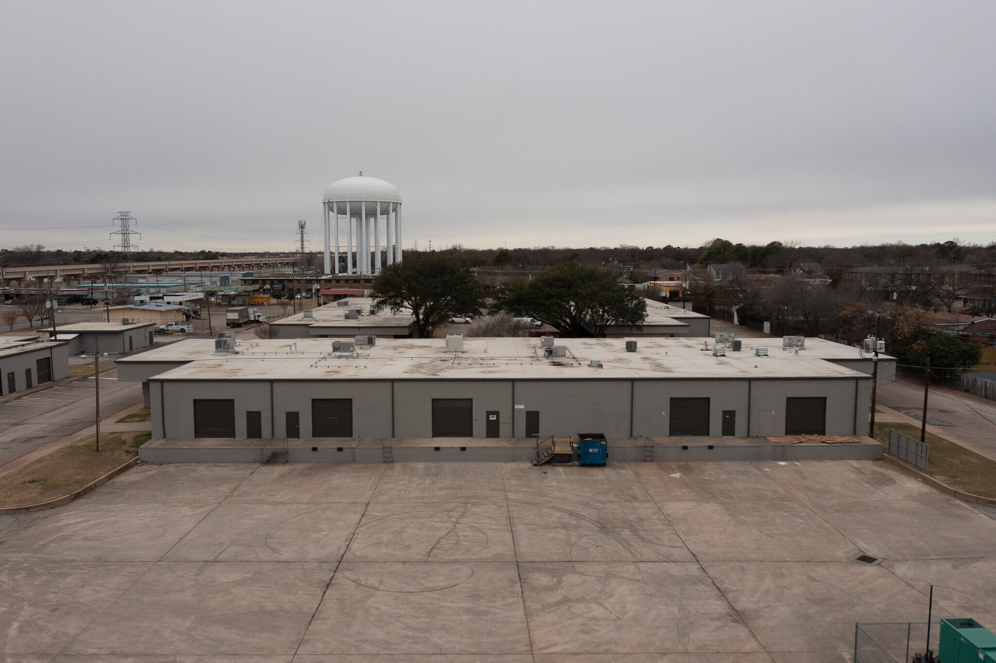 220 Story Rd N, Irving, TX 75061 Story Business Park