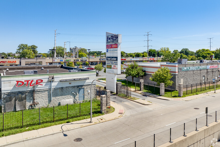 5401 S Wentworth Ave, Chicago, IL for lease - Building Photo - Image 2 of 26