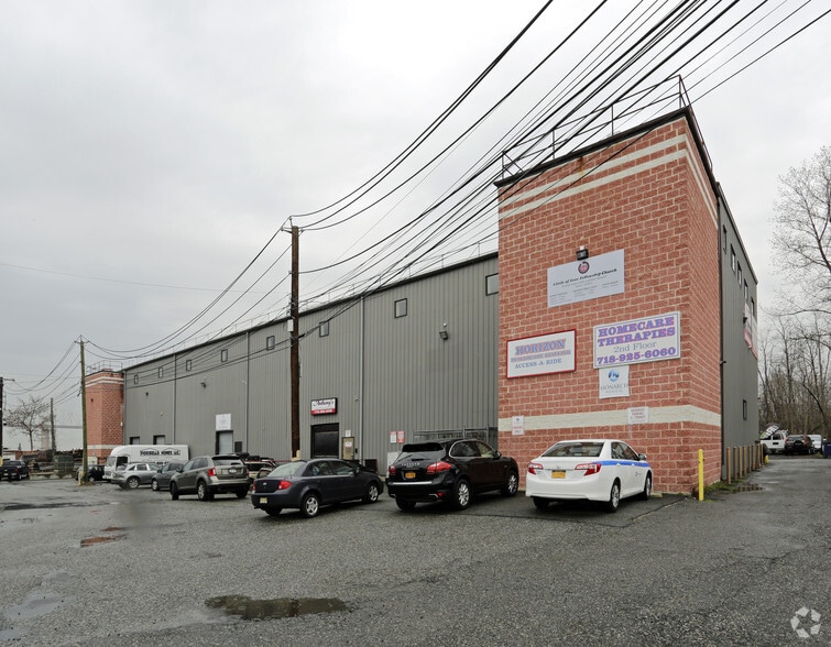 57 Ellis St, Staten Island, NY for sale - Primary Photo - Image 1 of 1