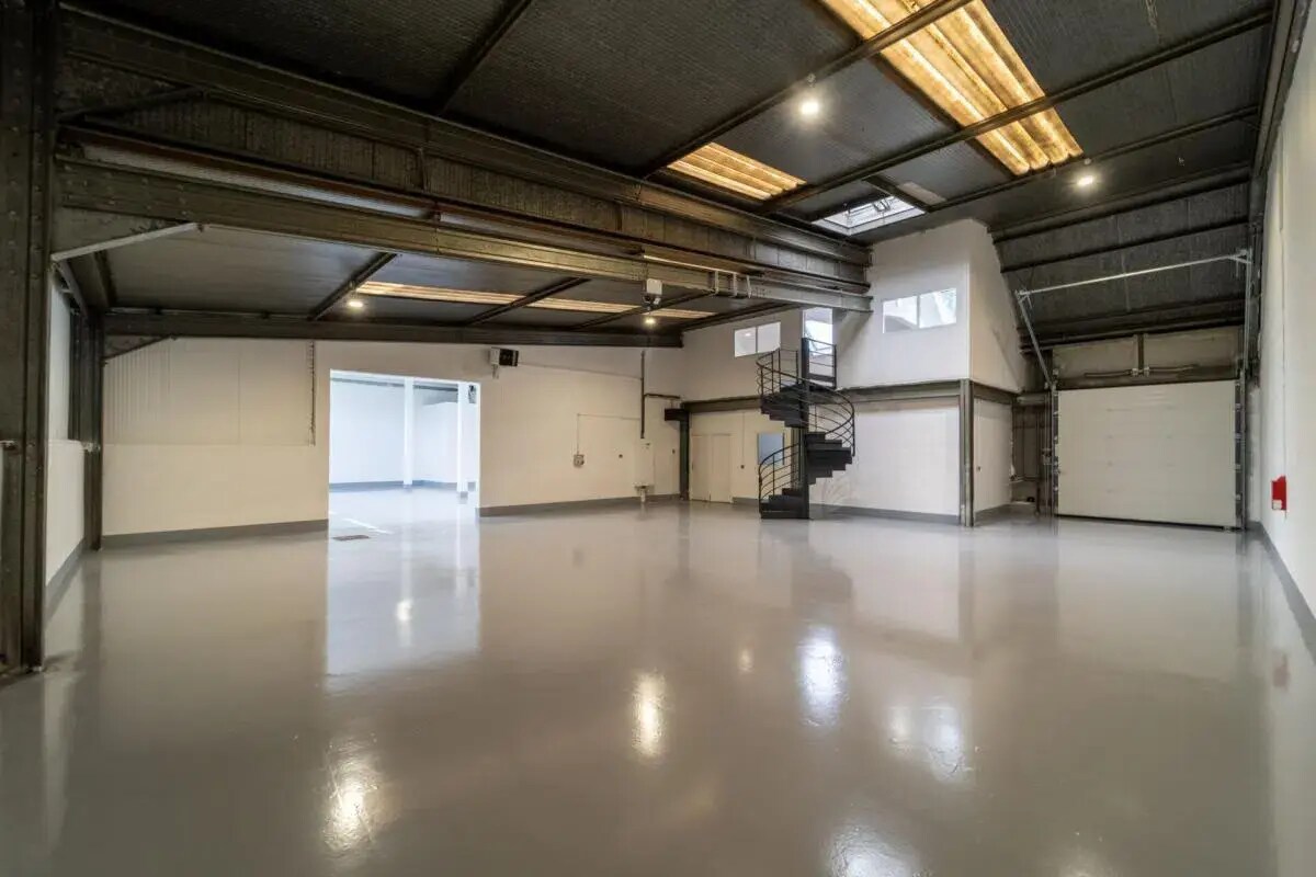 Rue Paul Claudel, Évry for lease Interior Photo- Image 1 of 6