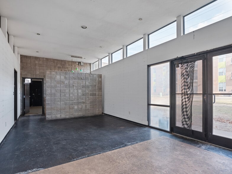 33 NE 7th St, Oklahoma City, OK for sale - Building Photo - Image 3 of 18