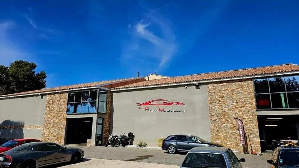 Flex in Signes for sale Building Photo- Image 1 of 23