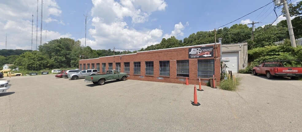 4889 Umbria St, Philadelphia, PA for sale - Building Photo - Image 3 of 15