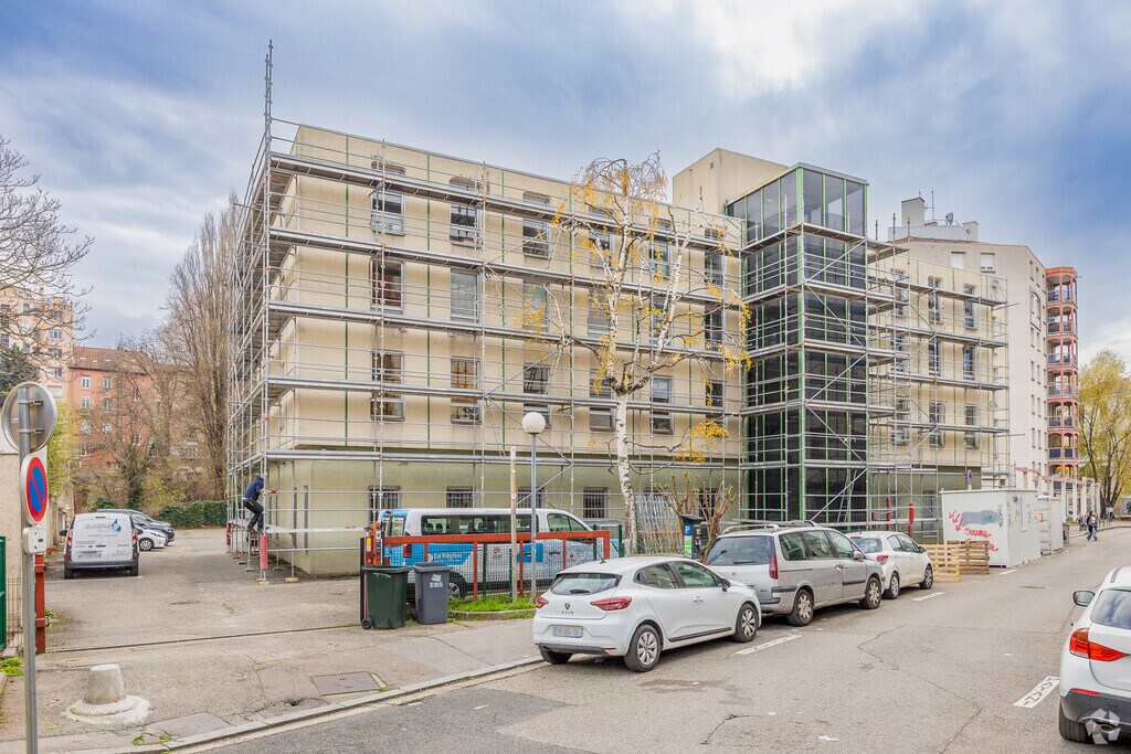 Vente Bureaux 120 m² - Photo 1