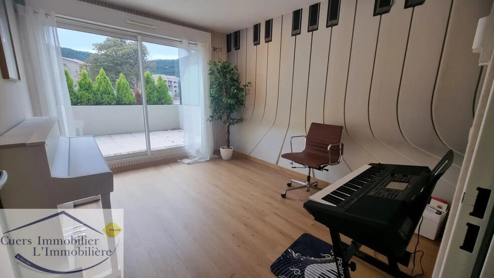 Office in Solliès-Pont for sale - Building Photo - Image 2 of 8