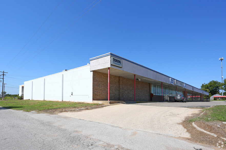 605 S Green Ave, Purcell, OK for sale - Primary Photo - Image 1 of 1