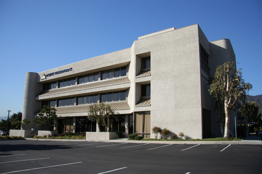 510 S Grand Ave, Glendora, CA for lease - Building Photo - Image 2 of 4