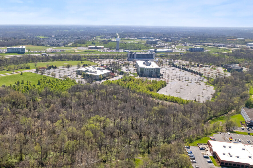 13549 Triton Park Blvd, Louisville, KY for sale - Building Photo - Image 1 of 6