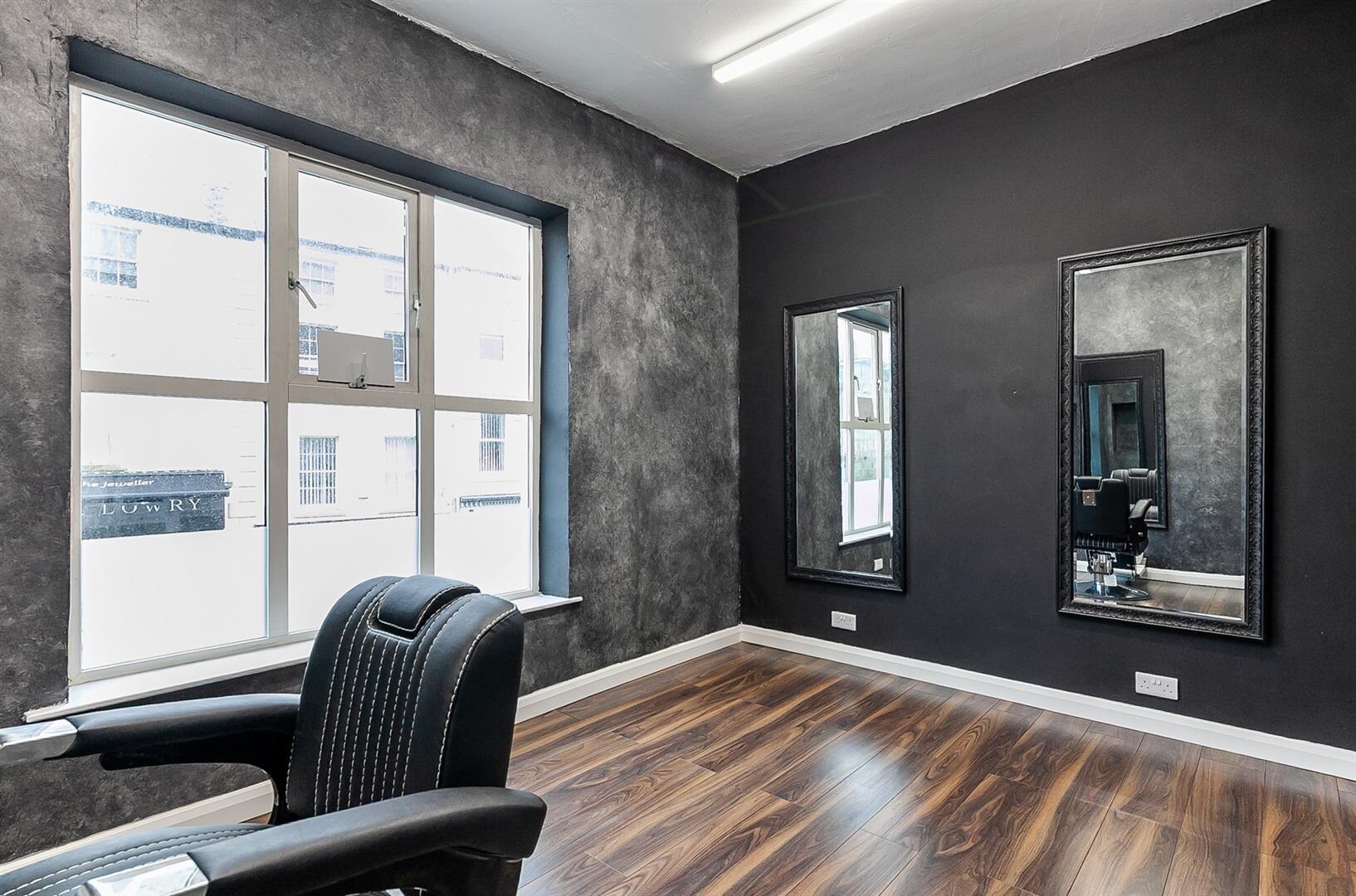 6 Bridge St, Lisburn for lease Interior Photo- Image 1 of 8