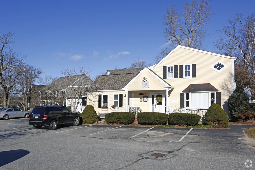 800 Main St, Dennis, MA for sale - Primary Photo - Image 1 of 1