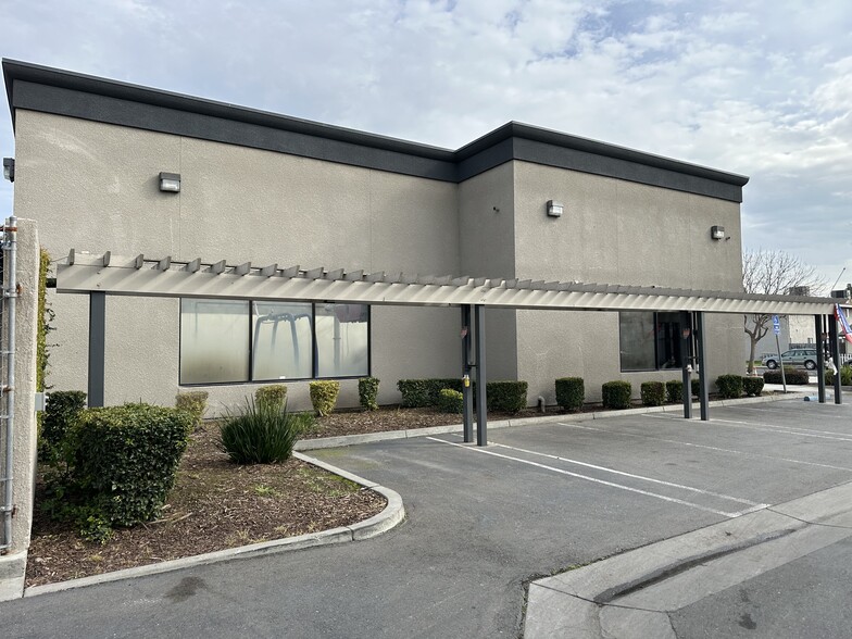 19982 4th St, Hilmar, CA for lease - Building Photo - Image 2 of 3