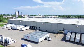 More details for 2001-2005 N Delany Rd, Gurnee, IL - Industrial for Lease