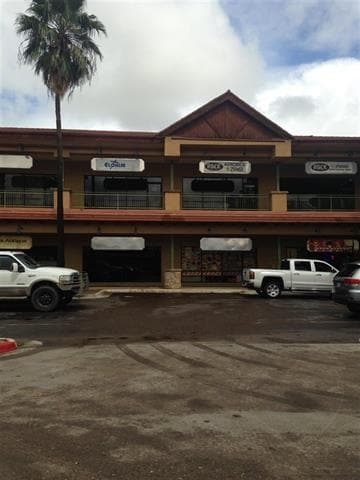 9505 Mines Rd, Laredo, TX for sale - Primary Photo - Image 1 of 1