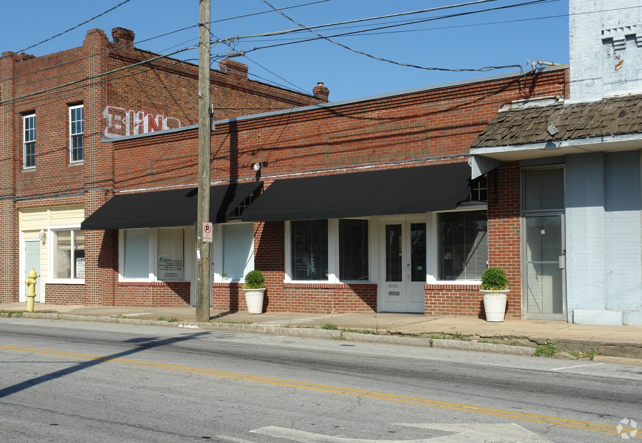 5392 Peachtree Rd, Chamblee, GA for lease Primary Photo- Image 1 of 3