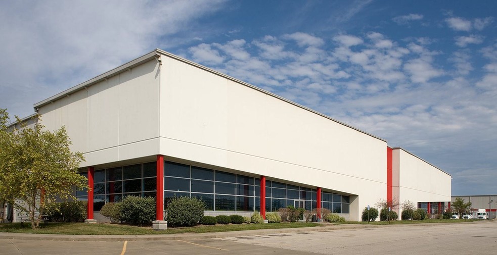 3850 NE Kimball Dr, Kansas City, MO for lease - Building Photo - Image 2 of 6