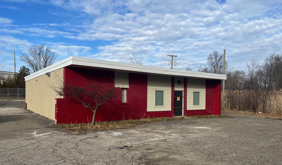 25345 Novi Rd, Novi, MI for lease - Building Photo - Image 1 of 4