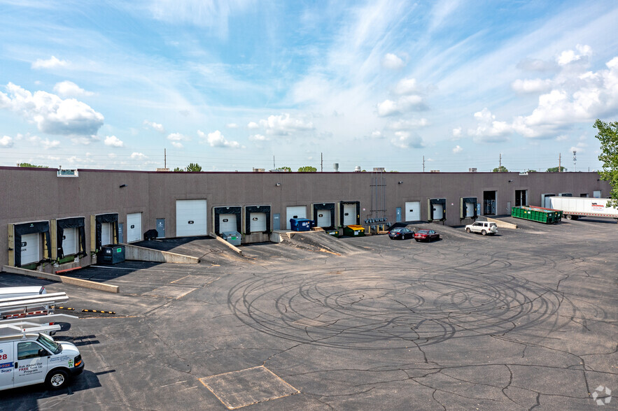 3150-3290 County Rd 42 W, Burnsville, MN for lease - Building Photo - Image 2 of 5