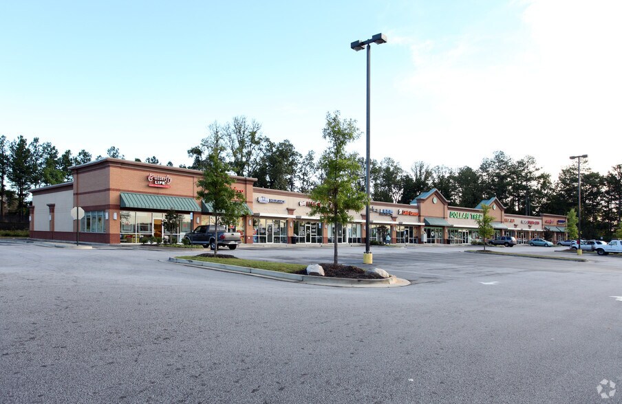 6670 Covington Hwy, Lithonia, GA for lease - Building Photo - Image 2 of 5