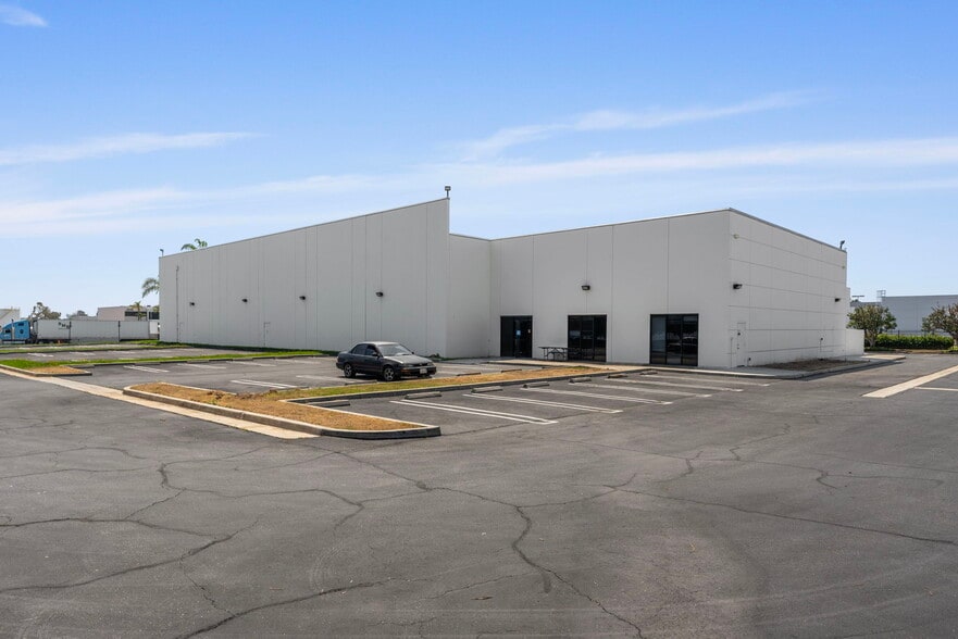 19601 Mariner Ave, Torrance, CA for lease - Building Photo - Image 3 of 8