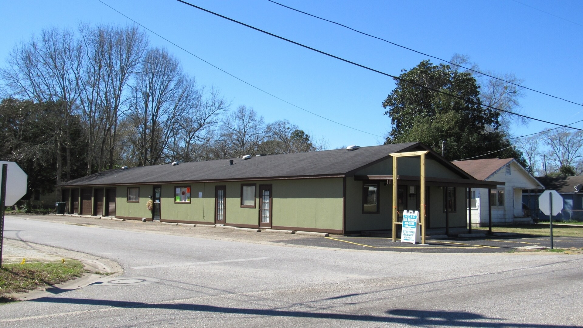 101 W Lee St, Chickasaw, AL for sale Primary Photo- Image 1 of 1