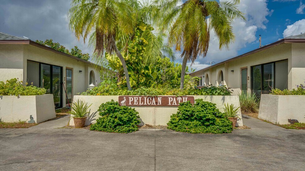 3706 SE 10th Ave, Cape Coral, FL for sale - Primary Photo - Image 1 of 1