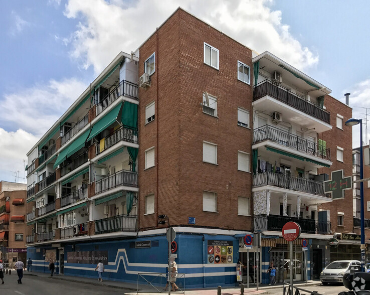 Calle Seminario, Leganés, Madrid for sale - Primary Photo - Image 1 of 2