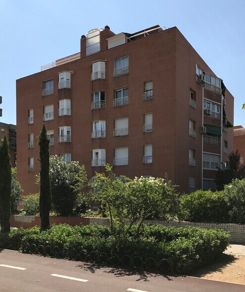 Calle de Carlos Solé, 4-6, Madrid, Madrid for sale - Construction Photo - Image 1 of 1