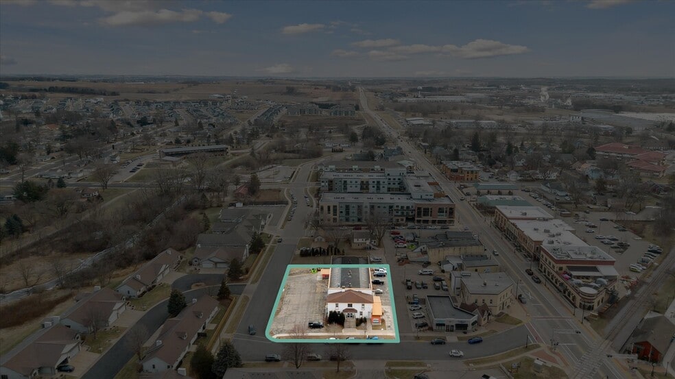 107 Baker St, Waunakee, WI for sale - Building Photo - Image 2 of 55
