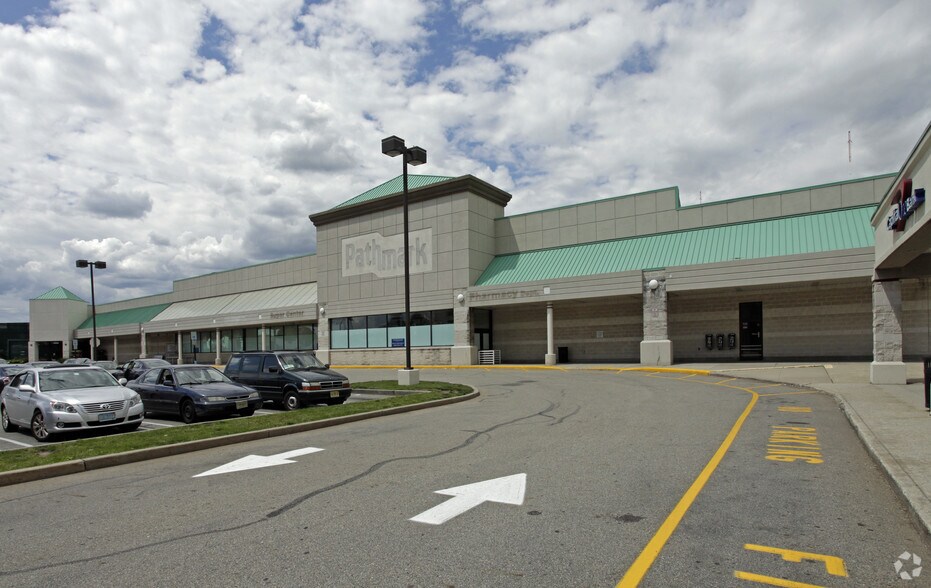 450 Hackensack Ave, Hackensack, NJ for sale - Building Photo - Image 1 of 1
