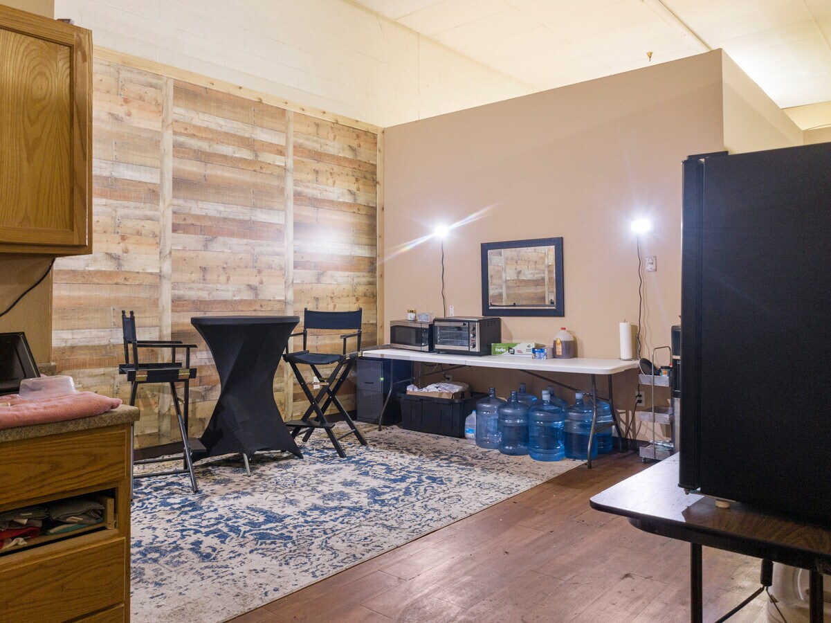 2835 E Cotton St, Longview, TX 75602