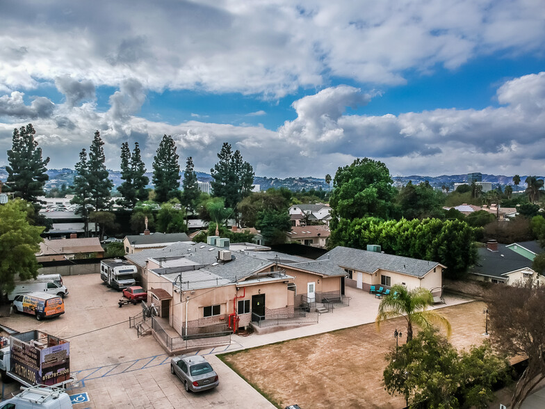 14520 Hesby St, Sherman Oaks, CA for lease - Building Photo - Image 1 of 64