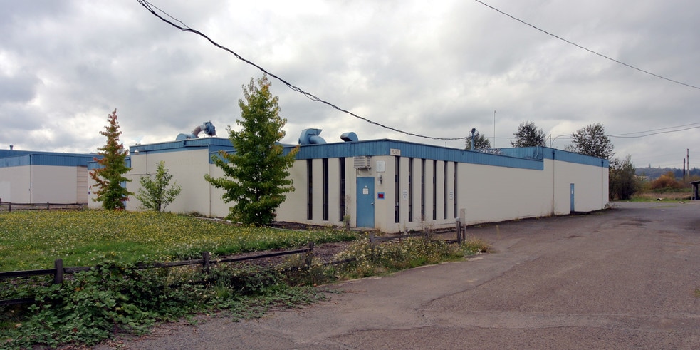 1400 S Bertelsen Rd, Eugene, OR for lease - Primary Photo - Image 1 of 1
