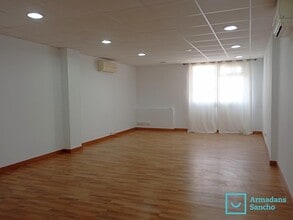 Office in Barcelona, Barcelona for lease Interior Photo- Image 2 of 6