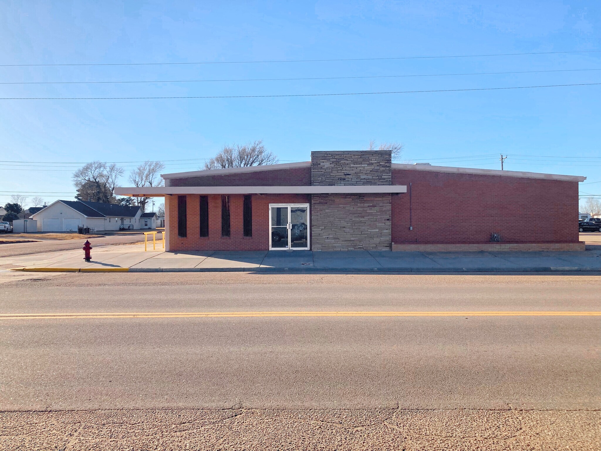 302 N 4 St, Leoti, KS for sale Primary Photo- Image 1 of 1