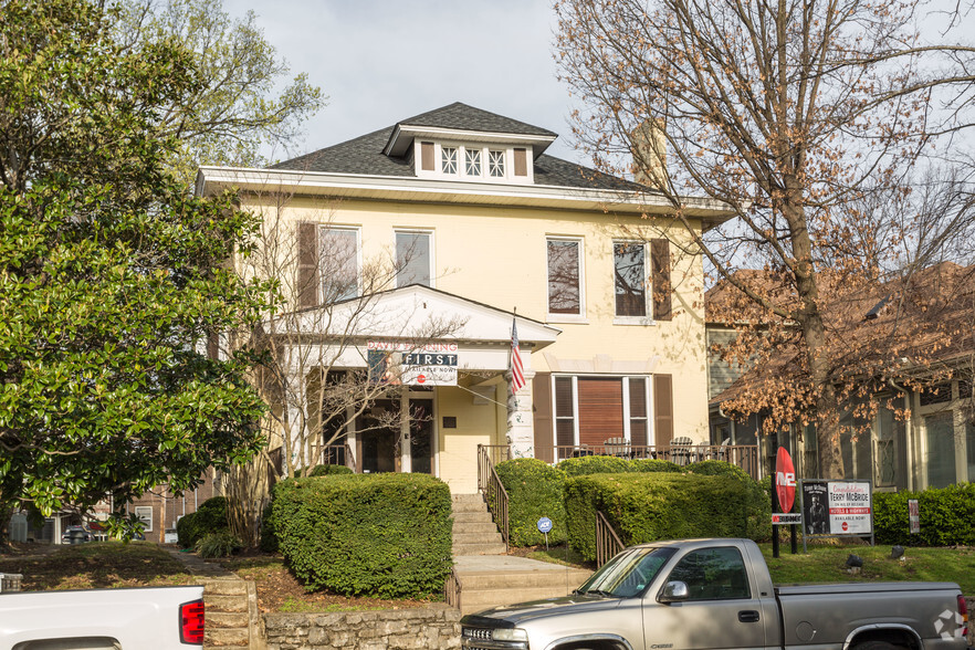 1107 17th Ave S, Nashville, TN for sale - Primary Photo - Image 1 of 1