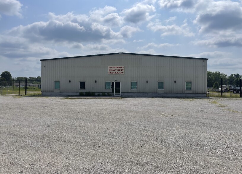 145 Truck Stop Rd, Grayson, KY for sale - Building Photo - Image 1 of 1