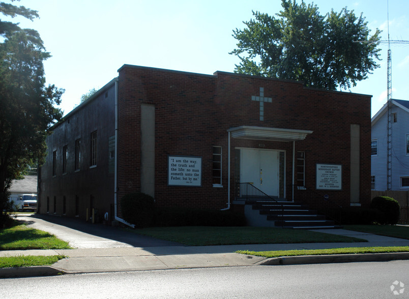 4410 Lewis Ave, Toledo, OH for sale - Building Photo - Image 2 of 5